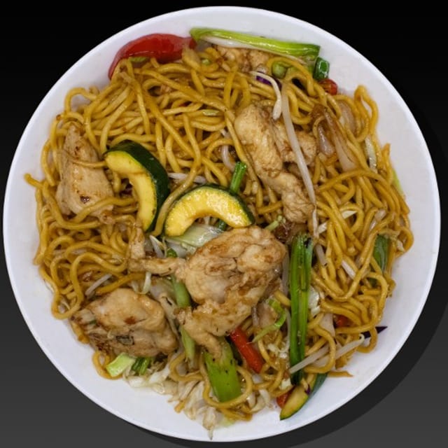 Lo Mein Stir Fry Noodle.